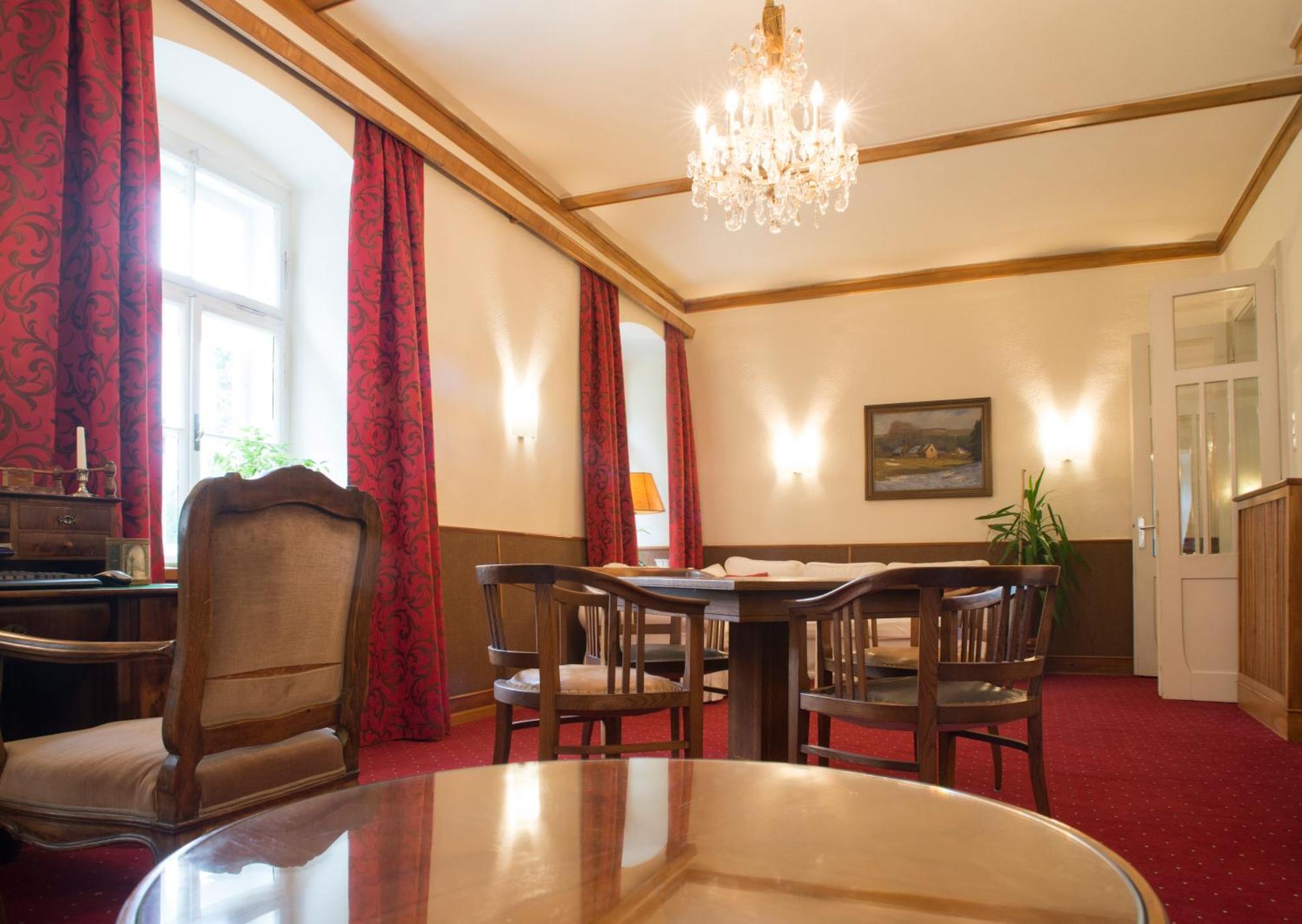 Hotel Landsitz Pichlschloss Neumarkt in Steiermark Esterno foto