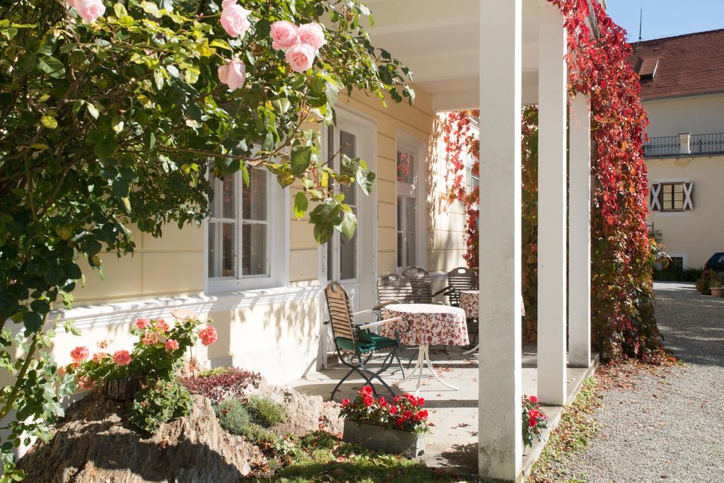 Hotel Landsitz Pichlschloss Neumarkt in Steiermark Esterno foto